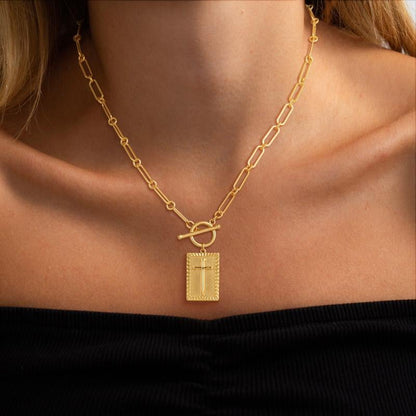 Cross Pendant Chain Necklace